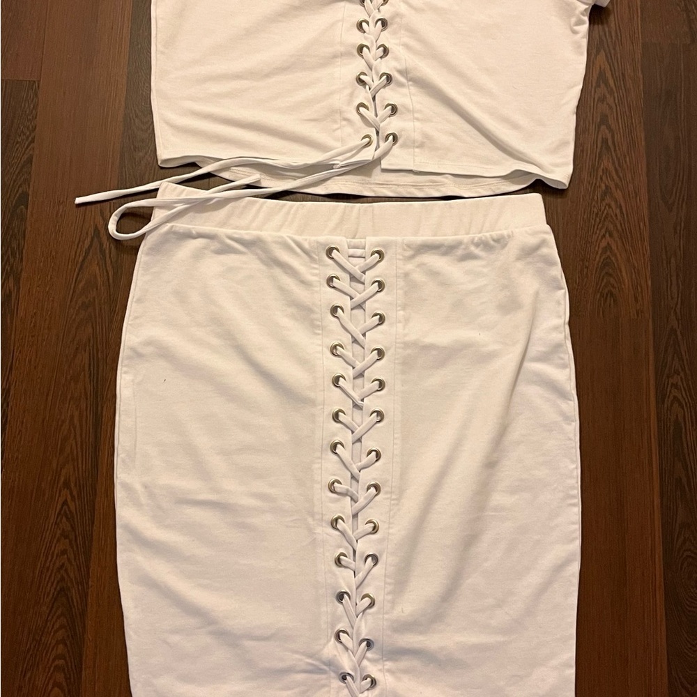 Rebdolls 2 piece skirt set Size 1XL (Cart H-101) - Picture 2 of 3